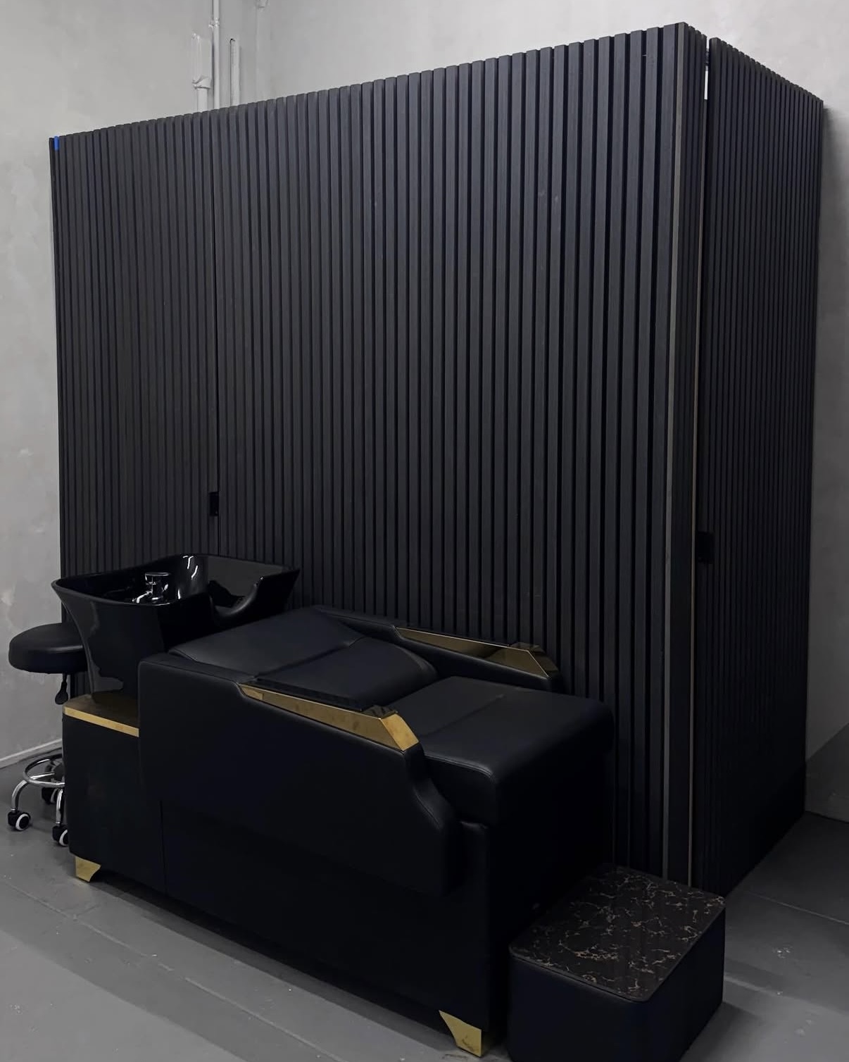 UNTITLED Hair Salon 03